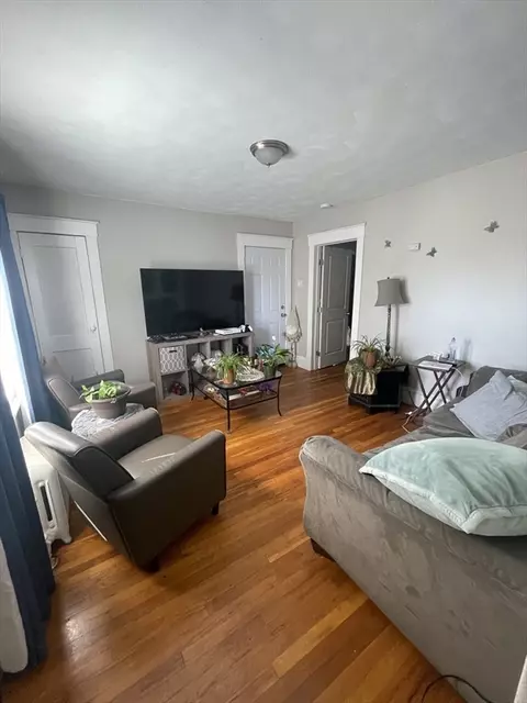 Living - 109-111 Dwight Rd, Springfield, MA 01108 photo 4 of 5