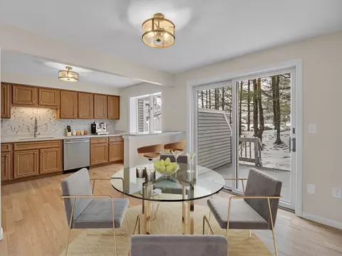 Dining - 2703 Postgate Ln #2703, Peabody, MA 01960 photo 1 of 1