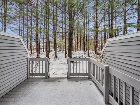 Exterior - 2703 Postgate Ln #2703, Peabody, MA 01960 photo 1 of 8