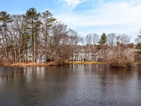 View/Area - 2703 Postgate Ln #2703, Peabody, MA 01960 photo 3 of 4