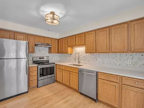 Kitchen - 2703 Postgate Ln #2703, Peabody, MA 01960 photo 2 of 3