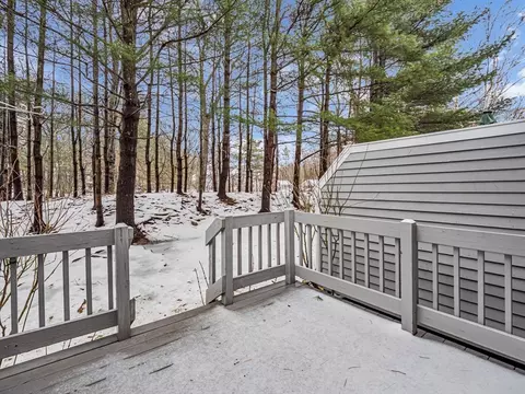 Exterior - 2703 Postgate Ln #2703, Peabody, MA 01960 photo 2 of 8