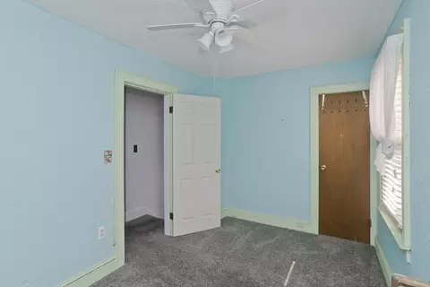 Bedroom - 54 Athol St, Springfield, MA 01107 photo 3 of 6