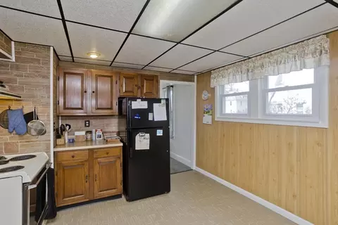Kitchen - 54 Athol St, Springfield, MA 01107 photo 4 of 5