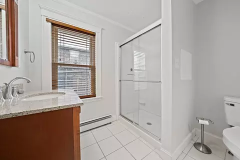 Bath - 2 Massasoit Ave, Hull, MA 02045 photo 3 of 4