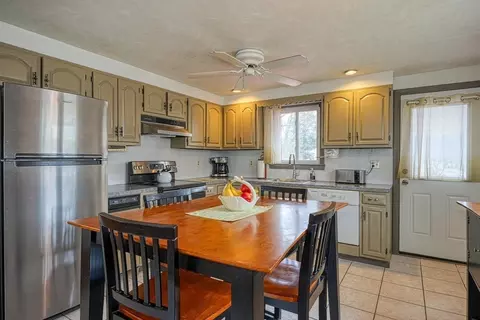 Kitchen - 5 Dana Rd, Maynard, MA 01754 photo 2 of 2