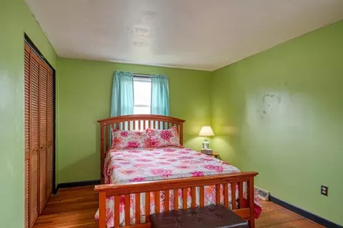 Bedroom - 5 Dana Rd, Maynard, MA 01754 photo 4 of 6