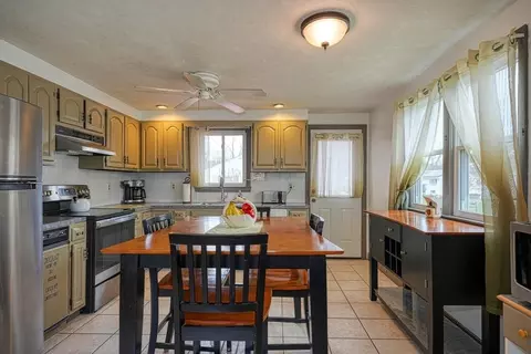 Kitchen - 5 Dana Rd, Maynard, MA 01754 photo 1 of 2