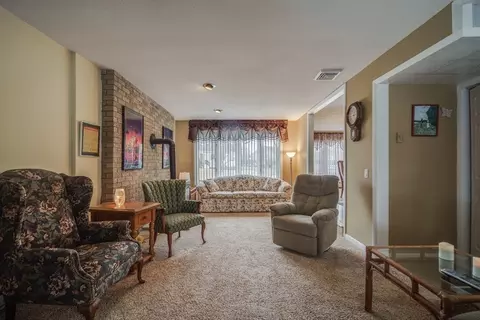 Living - 32 Rita St, Chicopee, MA 01020 photo 4 of 4
