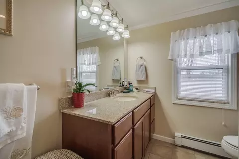 Bath - 32 Rita St, Chicopee, MA 01020 photo 2 of 4