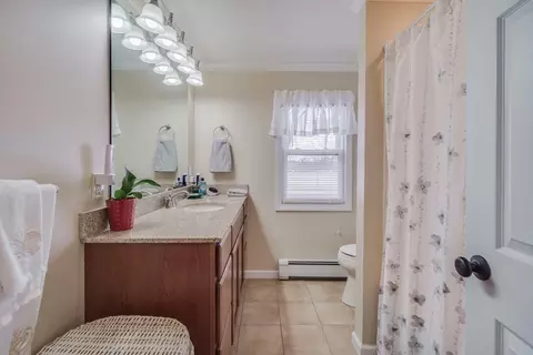 Bath - 32 Rita St, Chicopee, MA 01020 photo 1 of 4