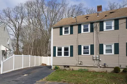 13 Haringa Ave #13, Whitinsville, MA 01588