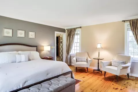 Bedroom - 1503 Route 149, Barnstable, MA 02668 photo 5 of 8