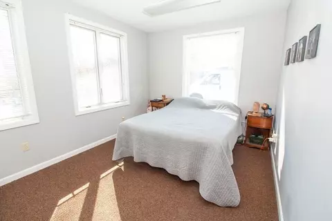 47 Sandwich Rd, Wareham, MA 02571 photo 9