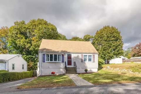 22 Friend St, Beverly, MA 01915