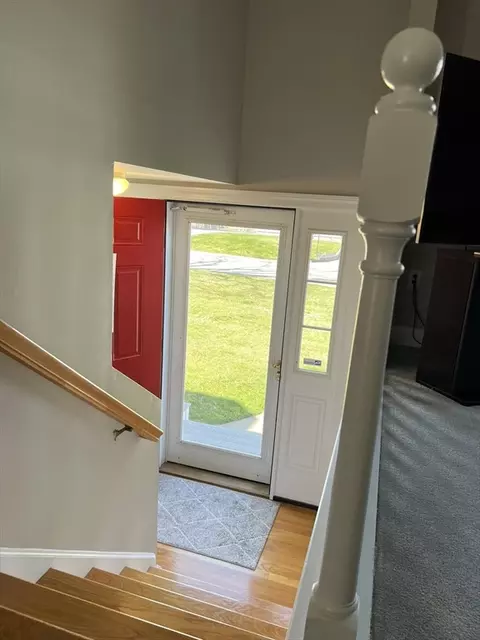 Entry Way - 22 Hall Rd, Webster, MA 01570 photo 1 of 4