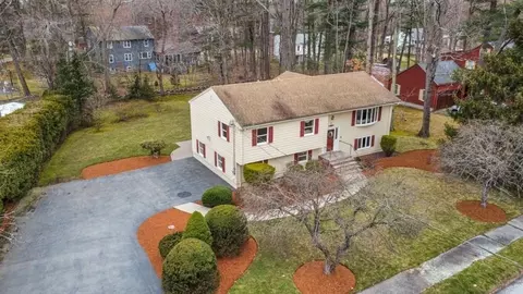 Exterior - 8 Deborah Dr, Reading, MA 01867 photo 3 of 6