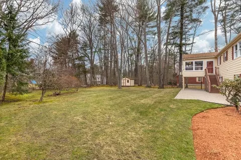Exterior - 8 Deborah Dr, Reading, MA 01867 photo 5 of 6