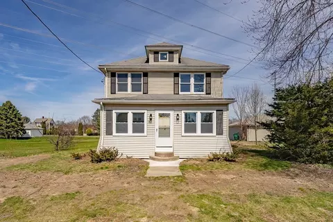 10 Bill St, Chicopee, MA 01013