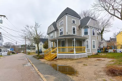 5 9th St, Wareham, MA 02571 photo 2