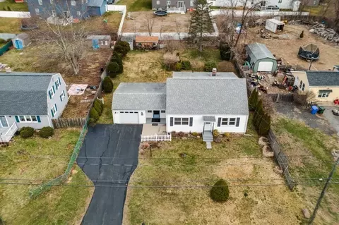 Exterior - 48 Fair Oak Rd, Springfield, MA 01128 photo 9 of 9