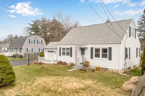 Exterior - 48 Fair Oak Rd, Springfield, MA 01128 photo 3 of 9