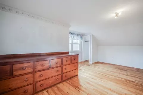 Bedroom - 48 Fair Oak Rd, Springfield, MA 01128 photo 3 of 3