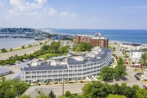15 Park Ave #210, Hull, MA 02045
