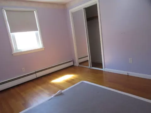 Bedroom - 13 Sutton Pl, Easthampton, MA 01027 photo 2 of 4