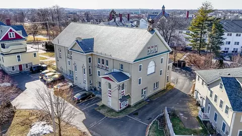 200 Rogers St #7, Lowell, MA 01852