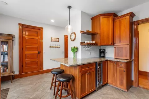 206 Common St, Walpole, MA 02081 photo 6