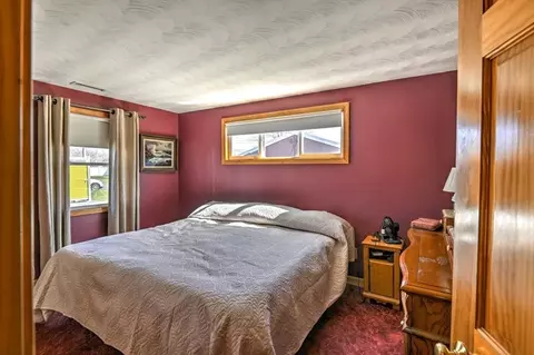 Bedroom - 7 Amherst St, Danvers, MA 01923 photo 4 of 5