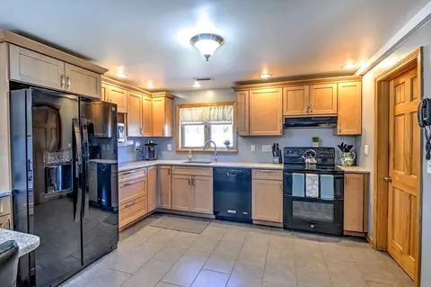 Kitchen - 7 Amherst St, Danvers, MA 01923 photo 3 of 5