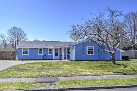 Exterior - 7 Amherst St, Danvers, MA 01923 photo 5 of 9