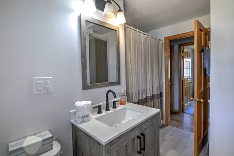 Bath - 7 Amherst St, Danvers, MA 01923 photo 3 of 3