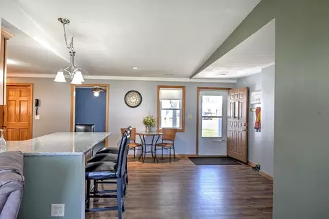 Dining - 7 Amherst St, Danvers, MA 01923 photo 2 of 4