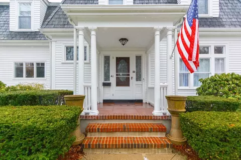 22 Martin Ave, Franklin, MA 02038