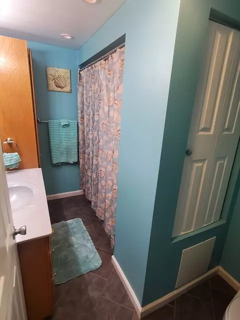 147 Denver, Springfield, MA 01109 photo 13
