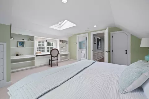 Bedroom - 46 Forsyth Ct, Barnstable, MA 02635 photo 6 of 9