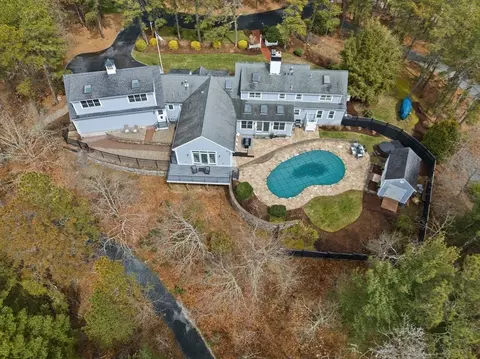 View/Area - 46 Forsyth Ct, Barnstable, MA 02635 photo 2 of 8