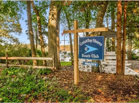 View/Area - 46 Forsyth Ct, Barnstable, MA 02635 photo 4 of 8