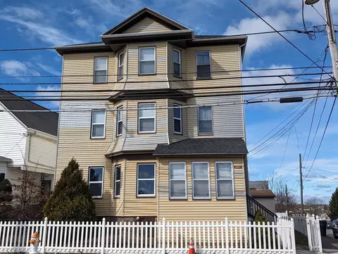 Exterior - 483 Stafford Rd, Fall River, MA 02721 photo 6 of 6