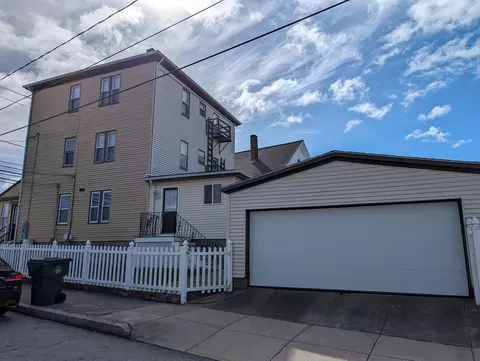 Exterior - 483 Stafford Rd, Fall River, MA 02721 photo 5 of 6