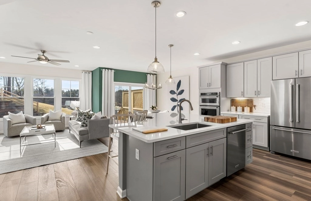 123 Cold Brook Dr Unit 4  