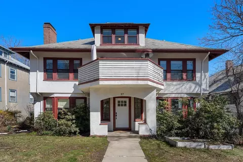 57 Winthrop Rd #2, Brookline, MA 02445