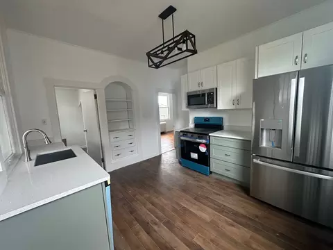 82 Sutton St, New Bedford, MA 02746
