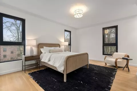 Bedroom - 45 Stearns Rd #PH, Brookline, MA 02446 photo 2 of 3