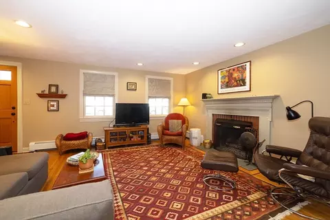 Living - 3 Hoover Rd, Hingham, MA 02043 photo 1 of 4
