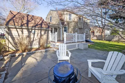 Exterior - 3 Hoover Rd, Hingham, MA 02043 photo 5 of 11