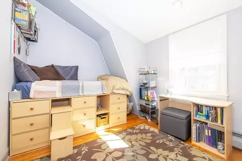 Bedroom - 3 Hoover Rd, Hingham, MA 02043 photo 2 of 3